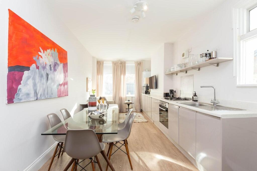 Casa vacanze Newly Renovated Large 4/5 Bedroom Victorian Terrace House With Garden. Londra